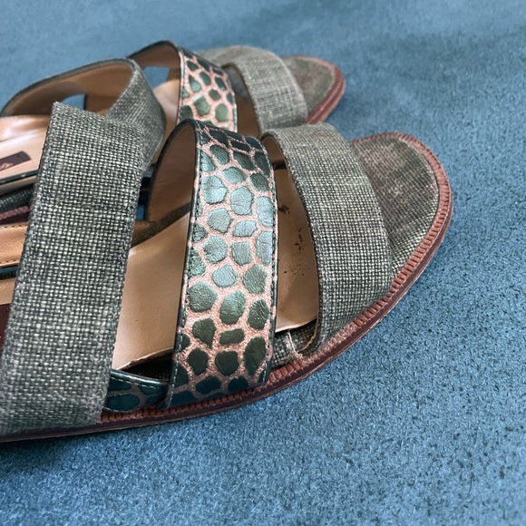 Green and gold sandals (linen & leather) with chunky low heel - Picture 7 of 7